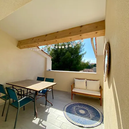 Apartment Beau Duplex Marseillais Tres Lumineux